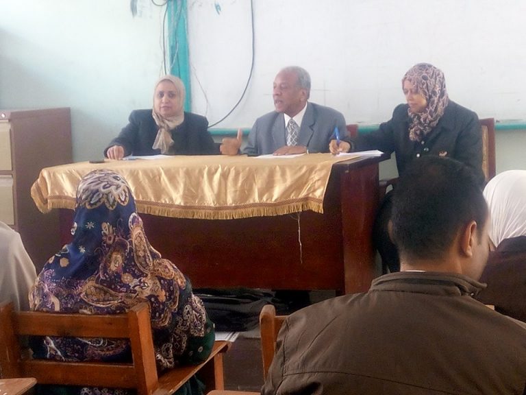 لقاء مدير مركز ضمان الجودة بالجامعة بالسادة أعضاء هيئة التدريس ومعاونيهم بكلية التمريض