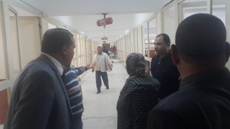 رئيس جامعة سوهاج بزيارة تفقدية لكلية التمريض