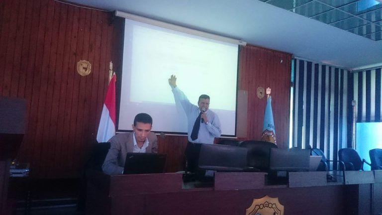 جامعة سوهاج تنظم ورشة عمل عن ( تفعيل مواقع أعضاء هيئة التدريس بالجامعة )