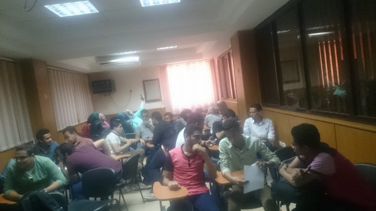 117 طالب يؤدون الاختبارات الشخصية لمنحة ITIبجامعة سوهاج