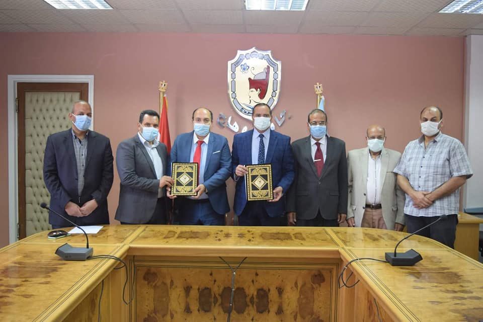 إعتماد أول معمل للتبريد و التكييف وتطبيقات الطاقة الجديدة و المتجددة بجامعة سوهاج