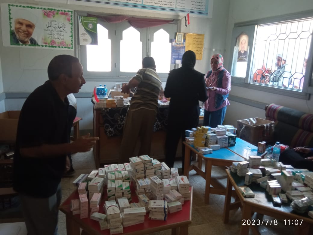 فاعليات قافلة طبية بمركز جهينة