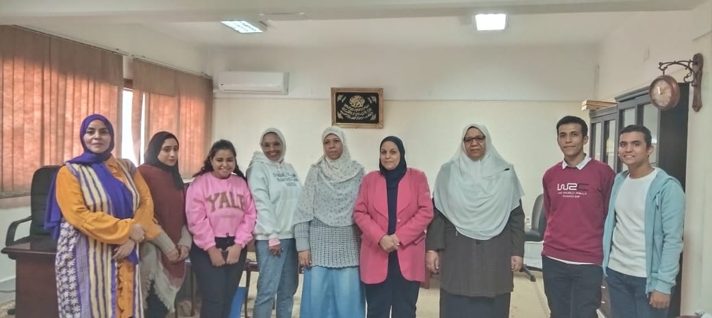 عميد تمريض تهنئ الفائزين بمسابقة الشطرنج