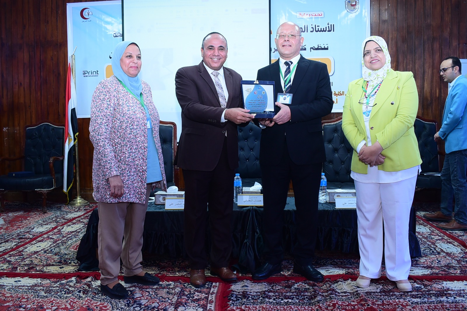 رئيس جامعة سوهاج يفتتح فعاليات المؤتمر العلمي الدولي السادس عن الذكاء الاصطناعي ودوره فى تعليم وممارسة التمريض