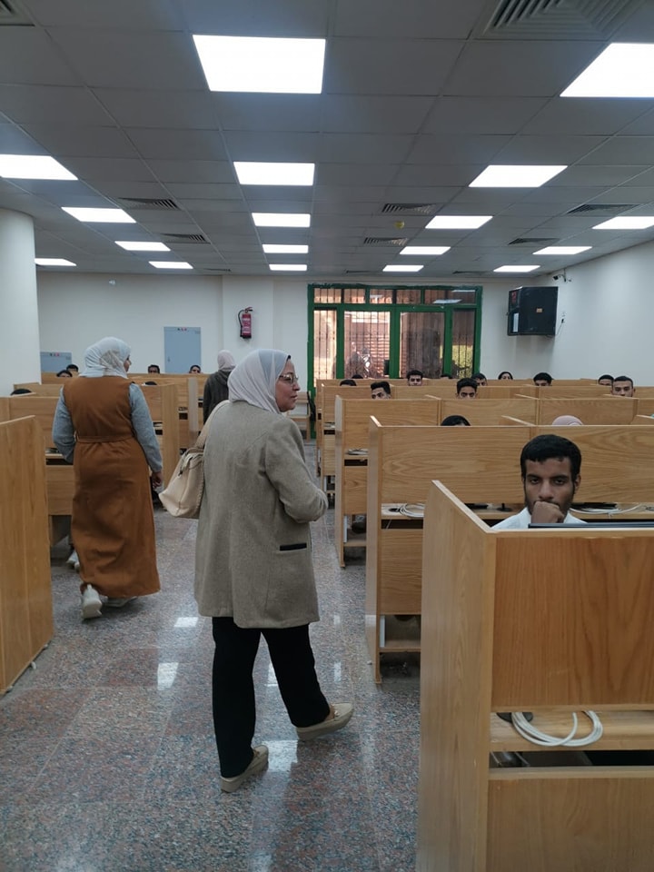 امتحان طب النساء والولادة للفرقة الثالثة