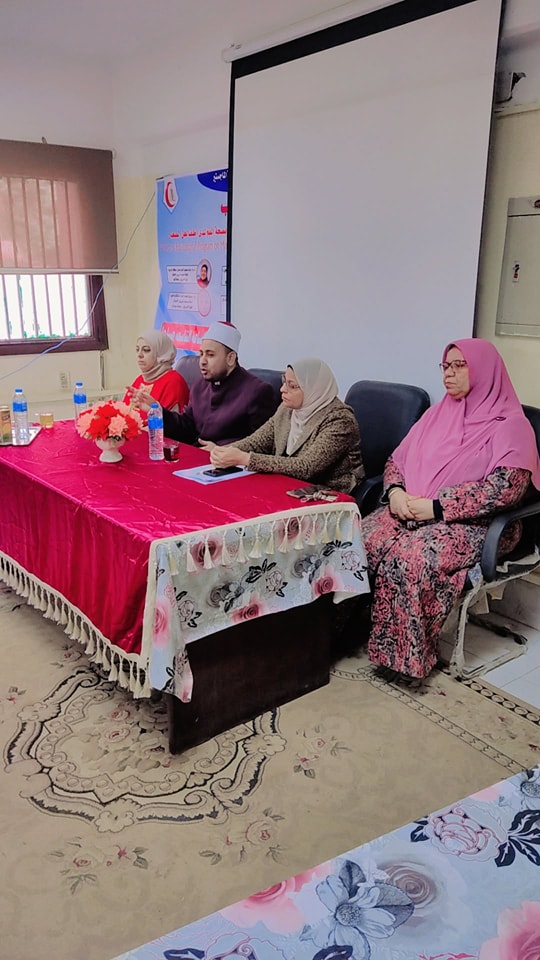 خدمة المجتمع وتنمية البيئة تنظم ندوة خطورة المشكلة السكانية على الاقتصاد القومى والصحة الإنجابية” لمنتسبى الكلية