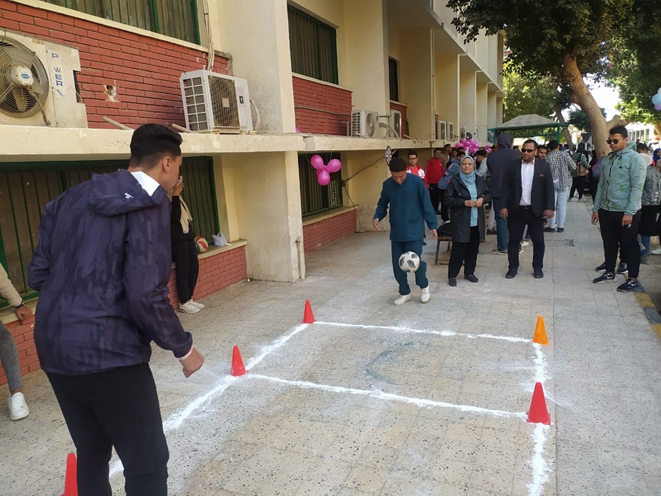 رياضه قبل الافطار باليوم الرياضى بكلية التمريض