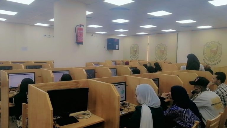 امتحان تمريض المسنين لطلاب المستوى الثانى بالمعهد الفنى للتمريض