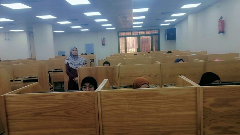 امتحانات المعهد الفنى للتمريض