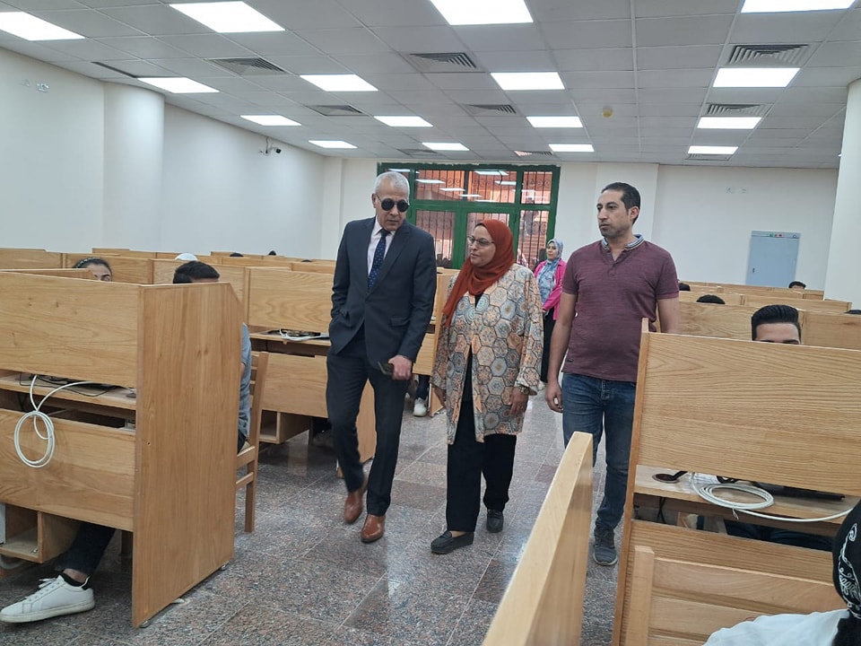 متابعة امتحانات كلية التمريض