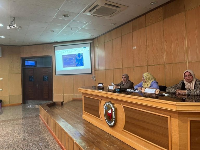 جانبا من الجلسات العلمية بالمؤتمر الدولي السابع لكلية التمريض جامعه سوهاج