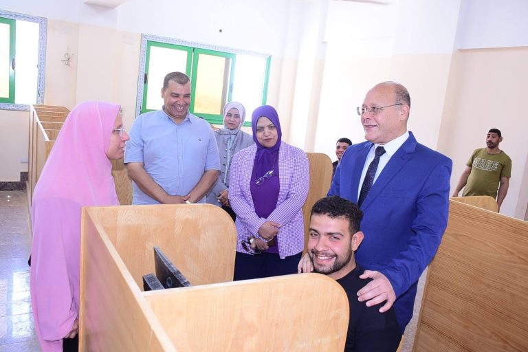 استمرار مارثون امتحانات الفصل الدراسي الثاني لطلاب المعهد الفنى للتمريض جامعة سوهاج