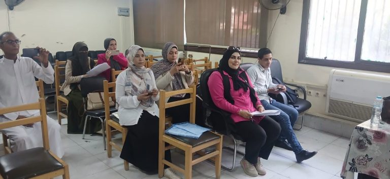 مناقشة سيمنار دكتوراة بالتمريض الباطنى والجراحى
