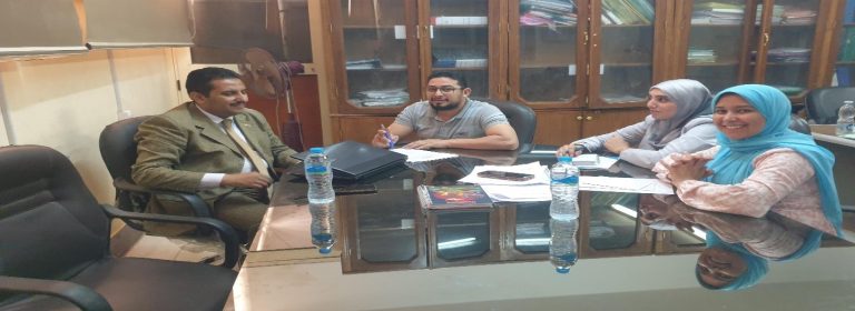 إجتماع  بوحدة ضمان الجودة لمناقشة مؤشرات ومرفقات المعايير المؤسسية