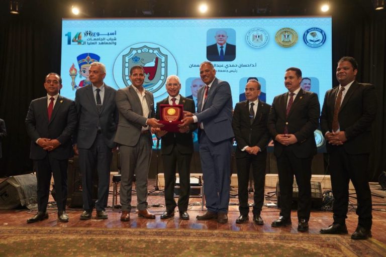 جامعة سوهاج تتوج بـ10 مراكز متقدمة في منافسات أسبوع شباب الجامعات الرابع عشر
