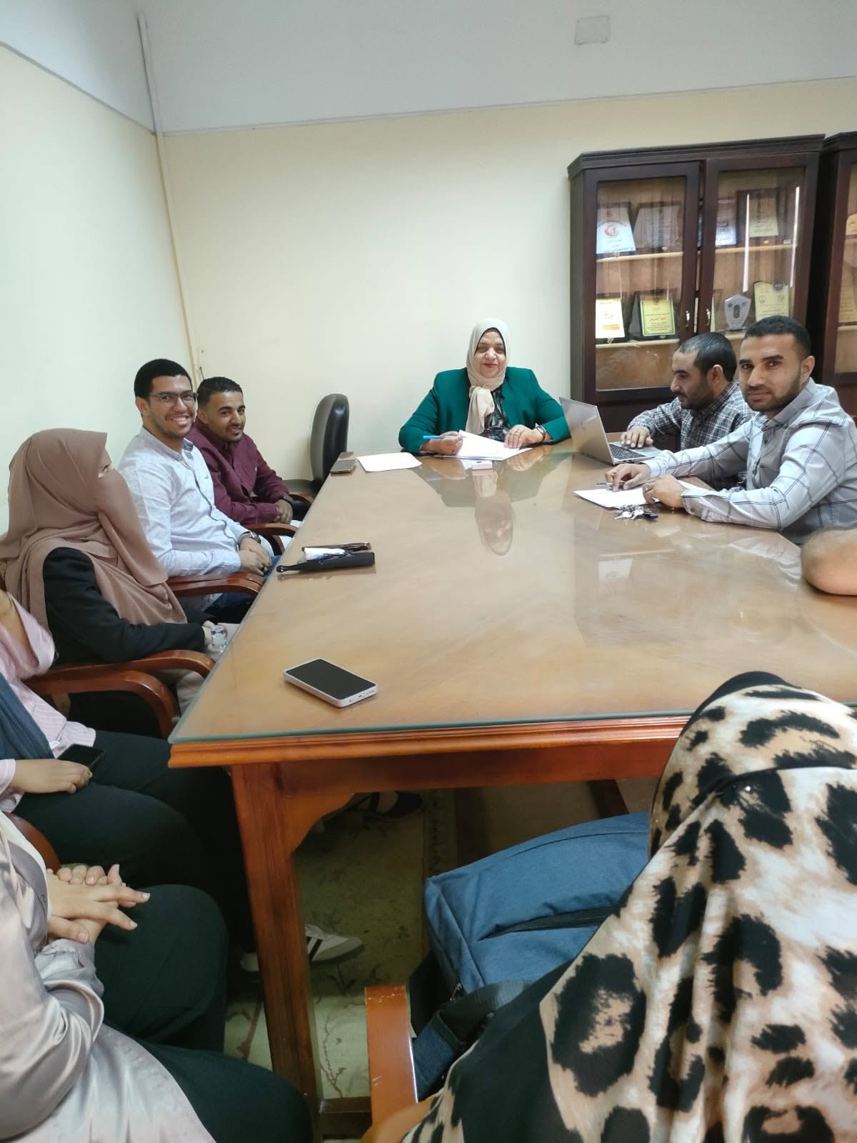 عميد تمريض تجتمع بمنسقى الأقسام